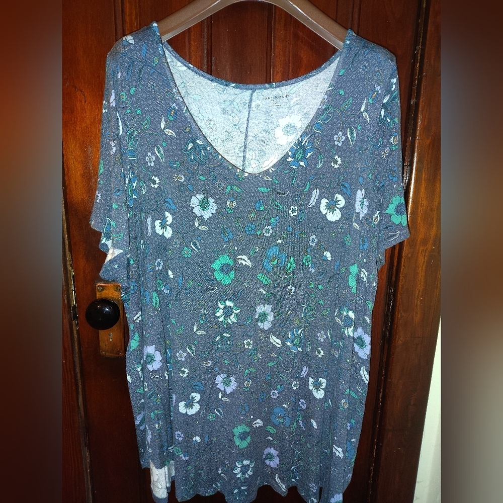 Lane Bryant Fitted Tunic Size 34/36W